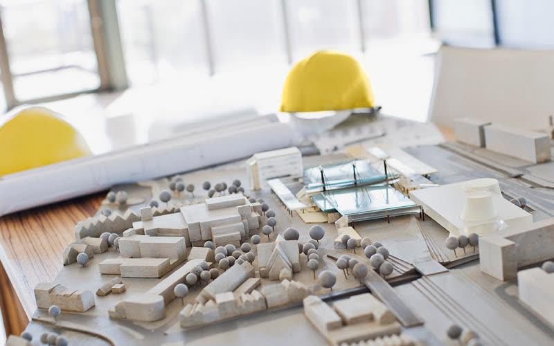 Customized warehouse planning and staging program design